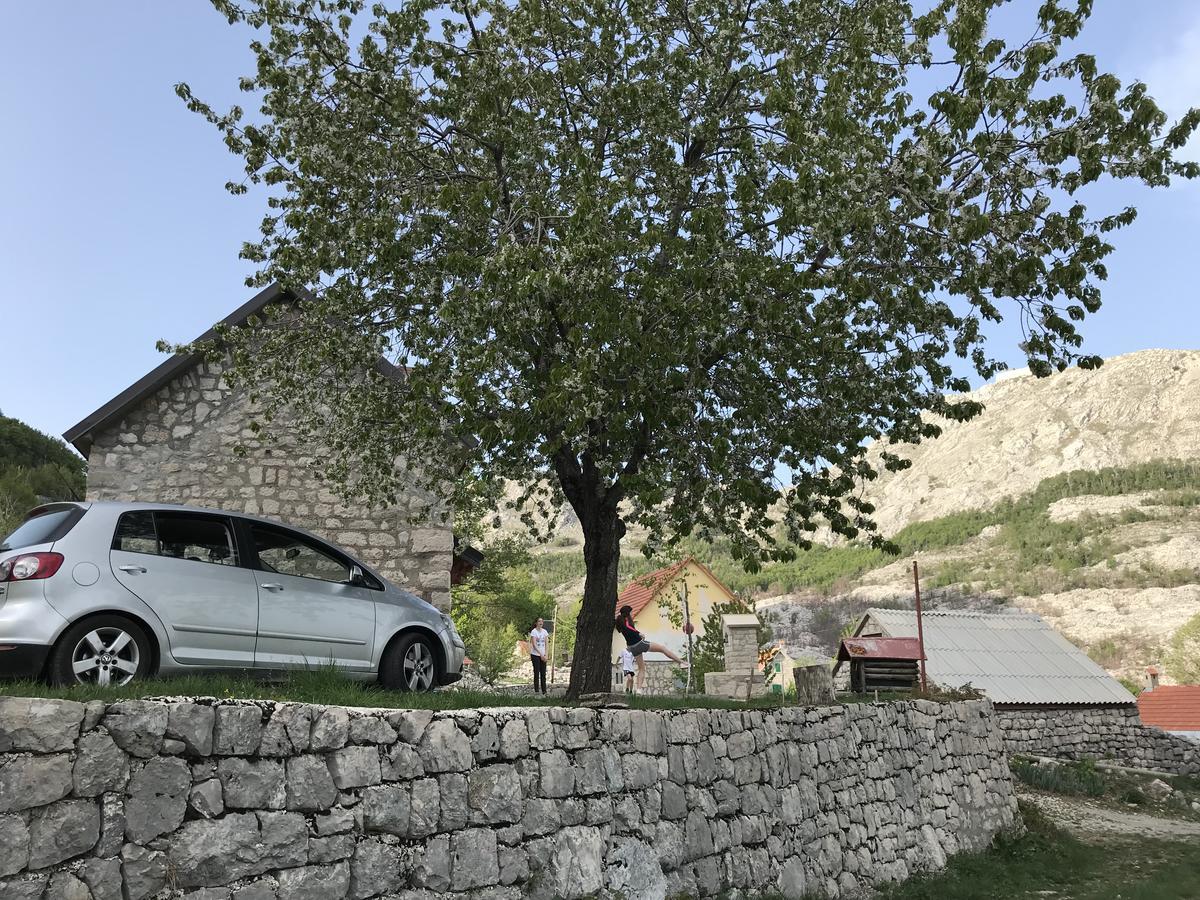 Lovcen Holiday Home Cetinje Eksteriør billede
